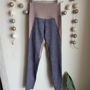 Two-Tone Leggings in Lavender and Tan